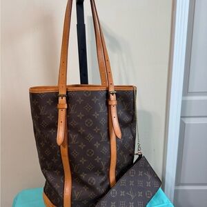 Louis Vuitton Monogram Bucket Tote GM with Pouch